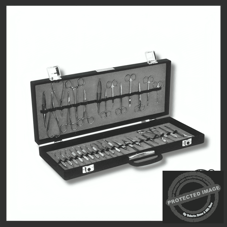 Empty CASE for 35 instruments presentation